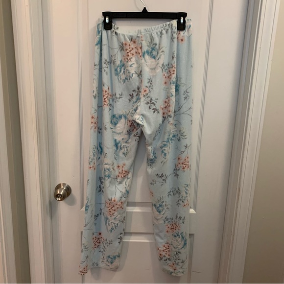 Miss Elaine Ultrasoft waffle knit floral pajama set - Picture 7 of 7
